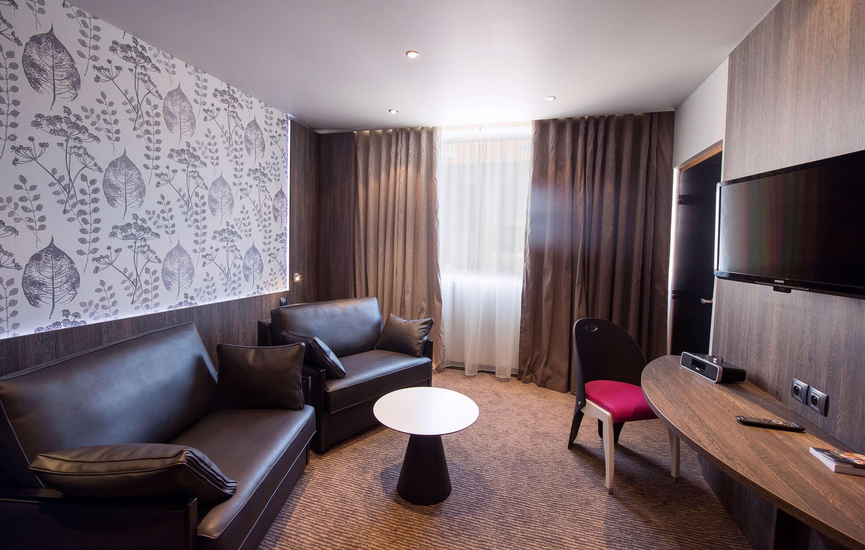 Best Western Premier Le Patio Des Artistes Wellness Jacuzzi Cannes Exterior foto