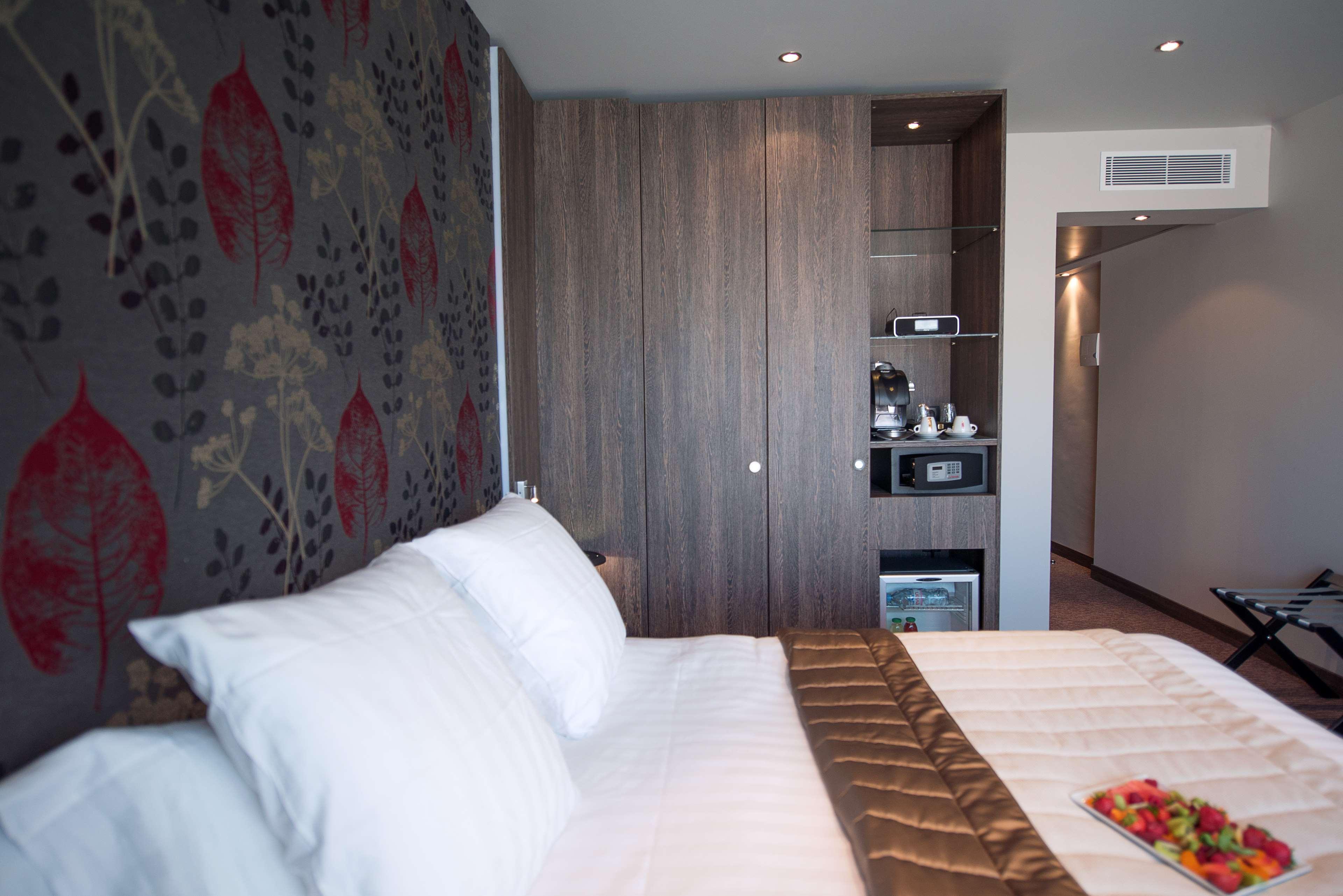 Best Western Premier Le Patio Des Artistes Wellness Jacuzzi Cannes Exterior foto